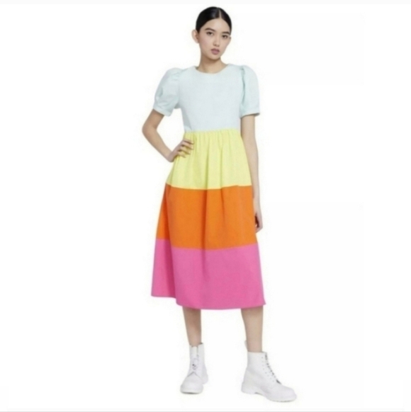 The Alice + Olivia Linnie Puff Sleeve Midi Dress in size 4 NWOT - Picture 6 of 14